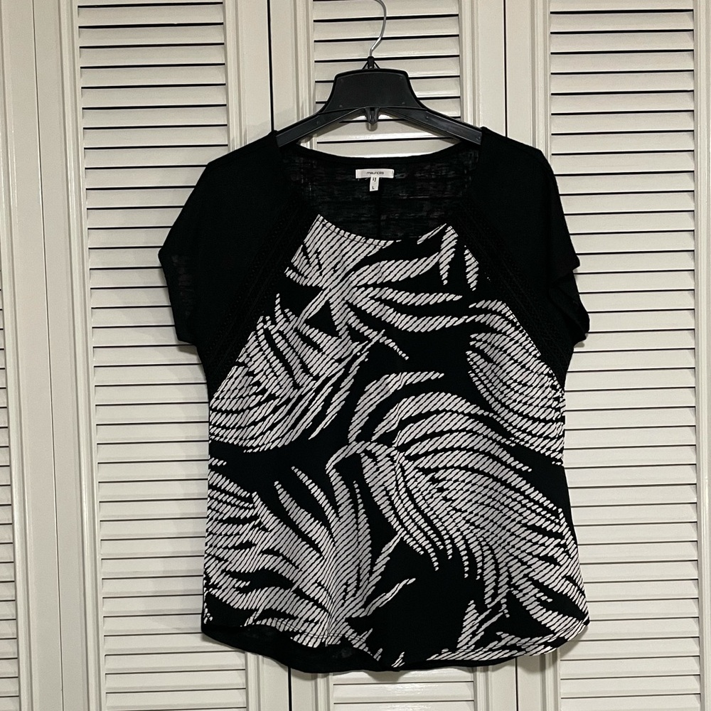 Maurices shirt sleeve shirt size large